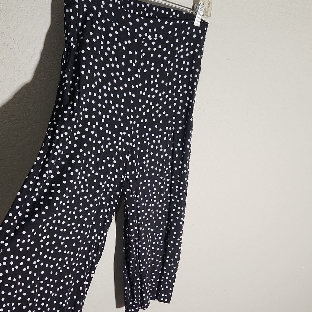 Forever 21 Cropped Pants M Black White Polka Dot Wide Leg
